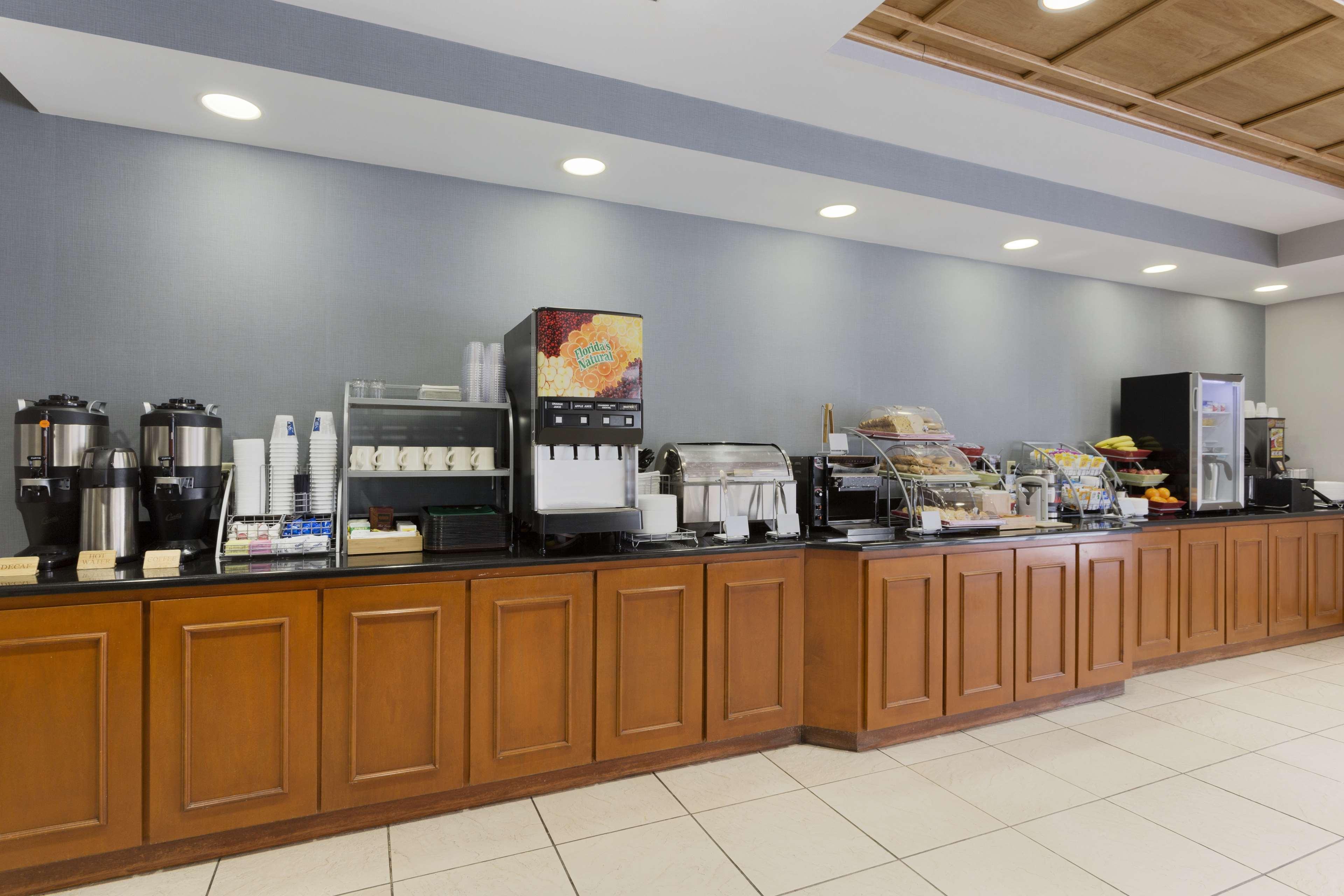Wingate By Wyndham Sylvania-Toledo Exterior photo